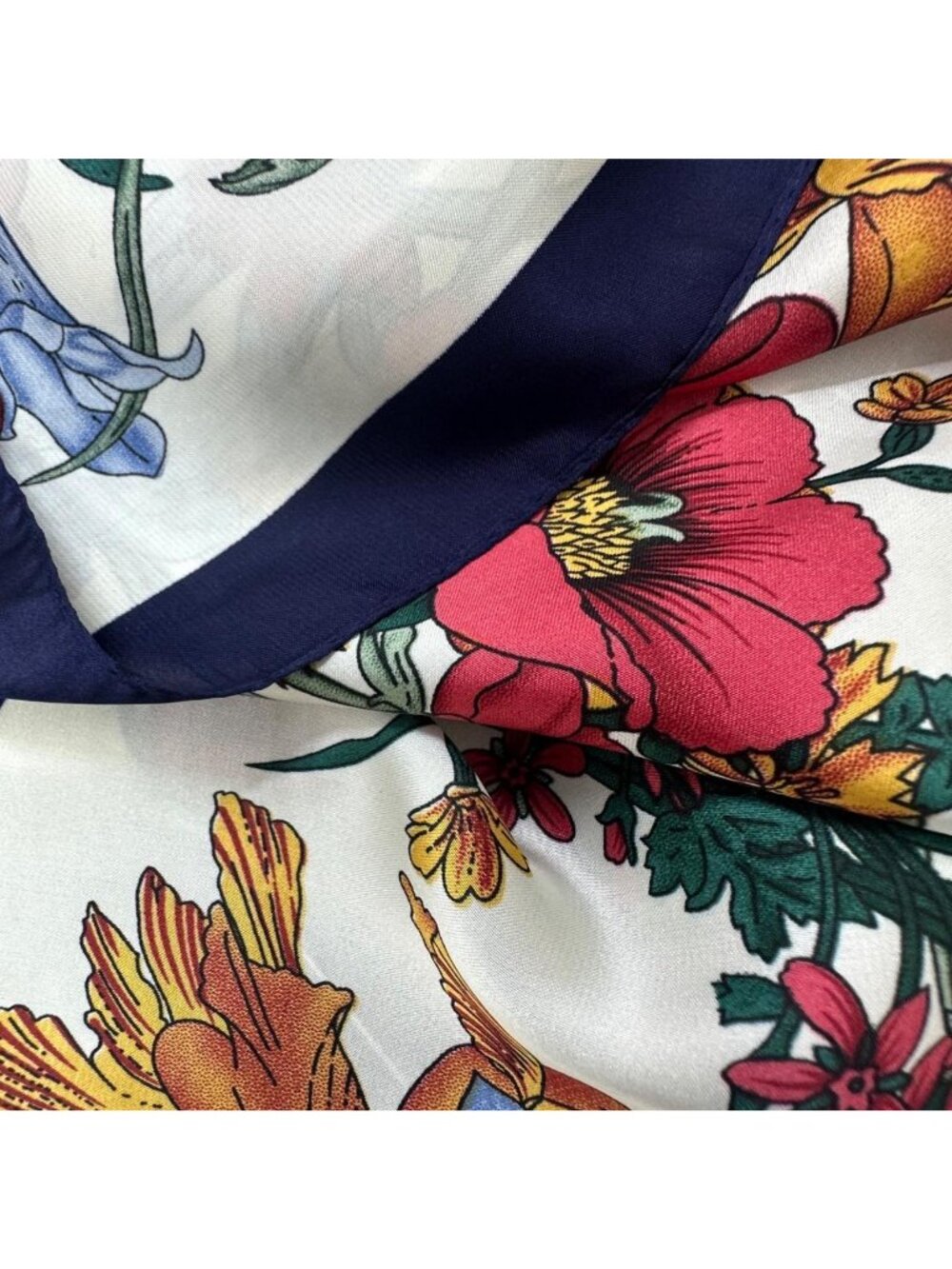 New Elegant Bandana Square Silky Scarf BLACK Flowers Garden Versatile Shawl Wrap - Picture 4 of 6